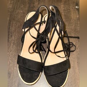 Elegant Black Lace-Up Wedge Sandals